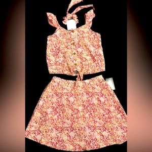 Cute 2piece floral summer dress,  short/skirt, top with a scrunchie elastic back
